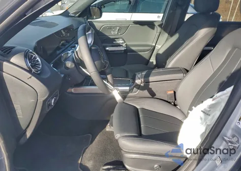 2025 Mercedes-Benz Eqb 250+ z USA, uszkodzony, nr VIN W1N9M0CB0SN132957